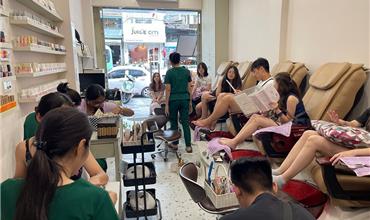 Relaxing Nail and Spa Place in the Heart of Saigon